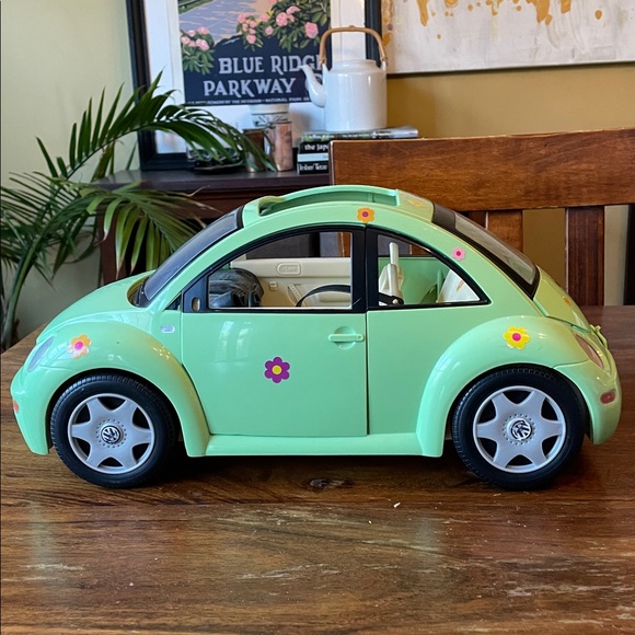Barbie VW Volkswagen Mint Green Beetle Bug w/ 2 keys on key ring Mattel 2000 - Picture 3 of 16